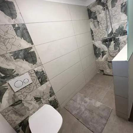 度假居 Luxury House Ledine