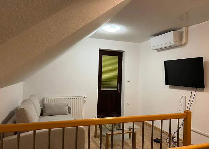 Luxury House Ledine Holiday home Spodnja Idrija