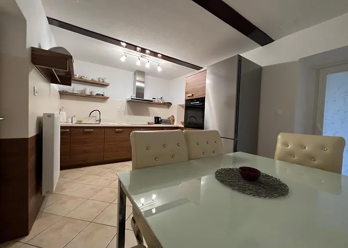 Luxury House Ledine Holiday home Spodnja Idrija