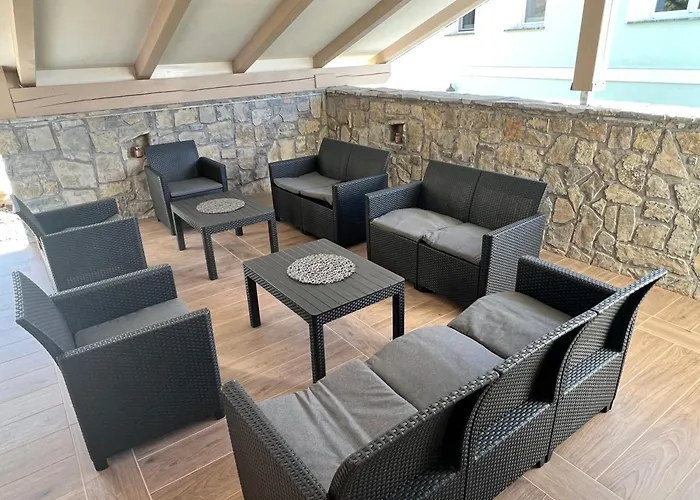 Luxury House Ledine *